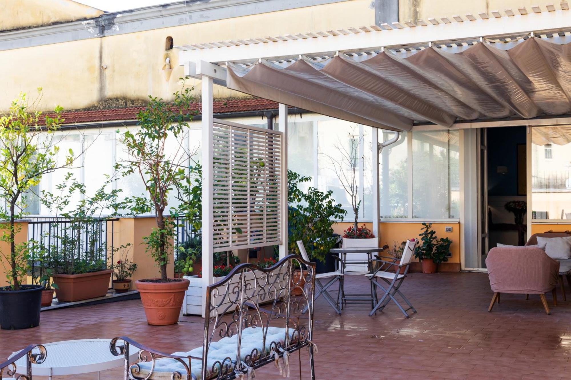 B&B Palazzo Mirelli Naples Luaran gambar