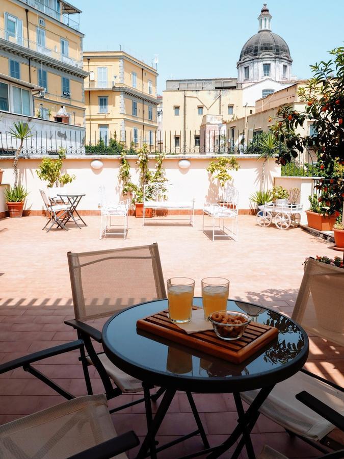 B&B Palazzo Mirelli Naples Luaran gambar